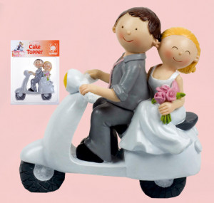 Brautpaar auf Roller, in dekorativer Verkaufsschachtel, Polyston