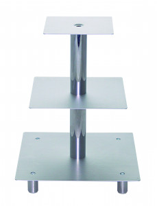 Stufen-Etagere mit 3 quadratischen Platten